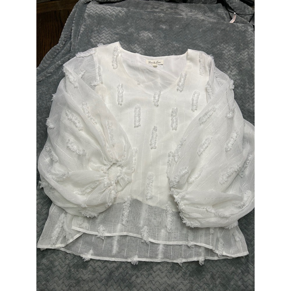 Vine & Love White Eyelash Fringe Metallic‎ Stripe Puff Sleeve Blouse VT31310L L